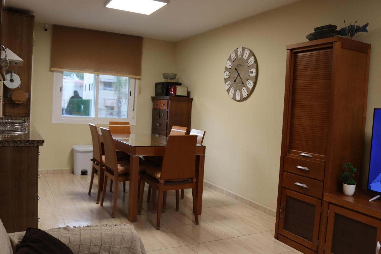 Apartamentos Carihuela Playa, Acogedor, Wifi Y Fibra Optica Torremolinos Zewnętrze zdjęcie