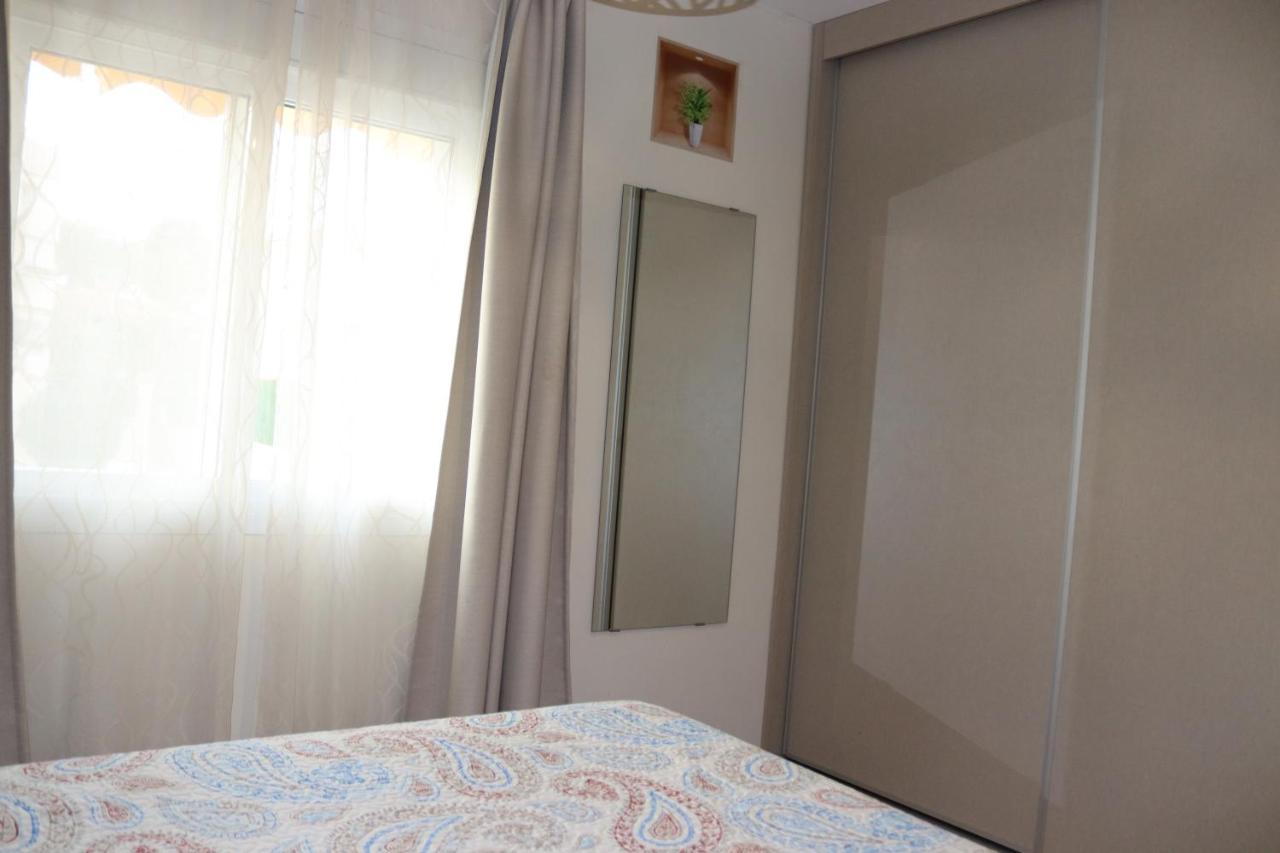 Apartamentos Carihuela Playa, Acogedor, Wifi Y Fibra Optica Torremolinos Zewnętrze zdjęcie