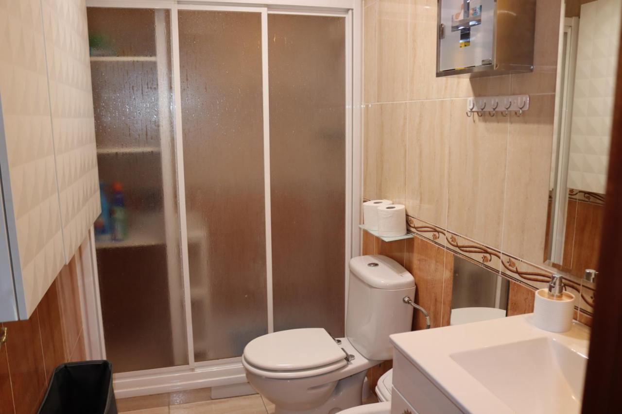 Apartamentos Carihuela Playa, Acogedor, Wifi Y Fibra Optica Torremolinos Zewnętrze zdjęcie