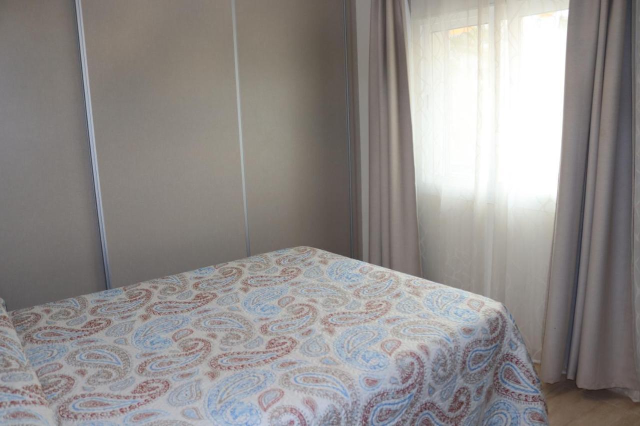Apartamentos Carihuela Playa, Acogedor, Wifi Y Fibra Optica Torremolinos Zewnętrze zdjęcie